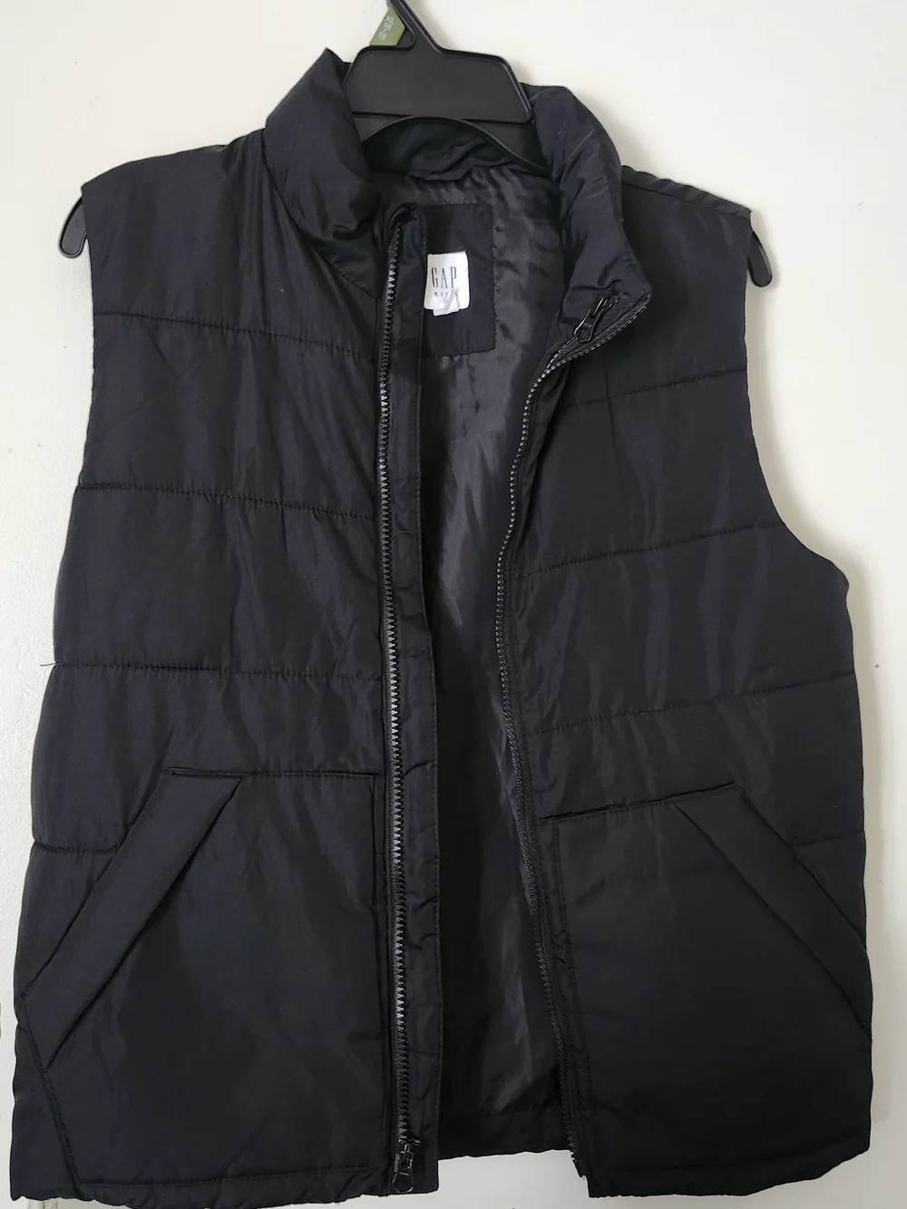 GAP warm black
